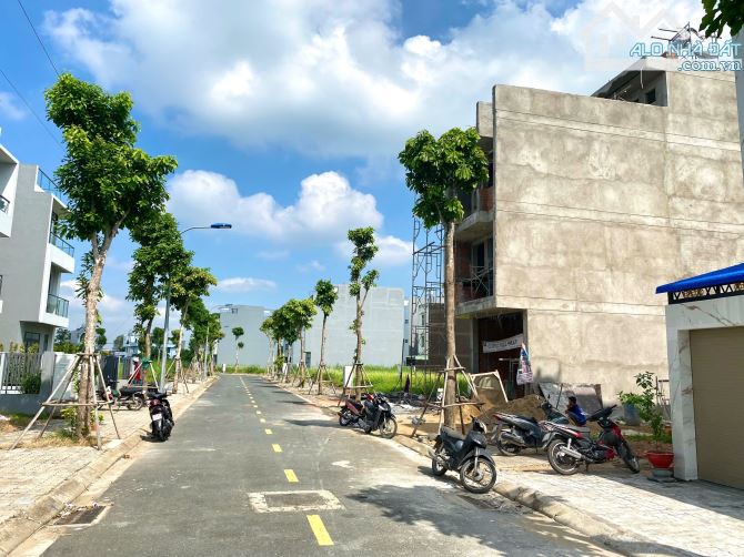 Bán gấp đất 100m2 Đông Tăng Long Q9, đường 12m, giá 7 tỷ - 4