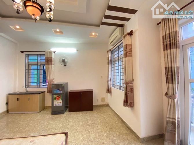 Bán nhà góc 2 mặt tiền Dương Quảng Hàm, 8 phòng, dòng tiền 35 triệu/tháng, 10 tỷ - 5