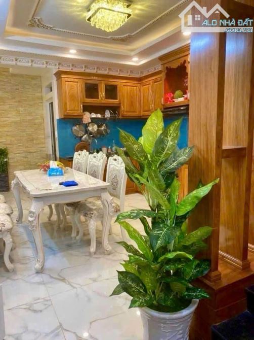 Biệt Thự Mini - Gò Xoài - Bình Hưng Hòa A - 5 Tầng (4x16) Tặng Full Nội Thất Xịn - Hẻm Ôtô - 5
