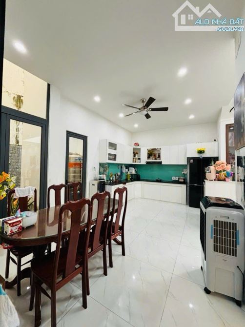 BÁN BIỆT THỰ 3 TẦNG 200M2 NGANG 10M TRẦN KIM XUYẾN, HÒA XUÂN - GIÁ 12.8 TỶ. GỌI HƯƠNG - 5