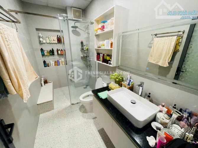 BÁN NHÀ HẺM Ô TÔ GẦN BIỂN BÃI TRƯỚC VŨNG TÀU, CÓ 5 TẦNG THIẾT KẾ HIỆN ĐẠI. 77m2 GIÁ 9 TỶ. - 5