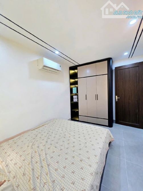 Sập hầm căn kiệt oto Lý Thái Tổ lý tưởng để gia đình chọn ở - 5
