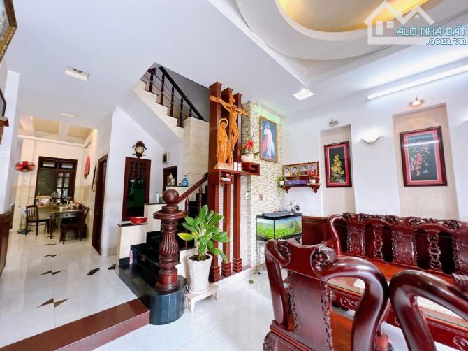 Biệt thự mái thái sân vườn tuyệt đẹp vị trí 2 Nguyễn Ái Quốc gần Cv 30/4 P.Tân Biên . - 5