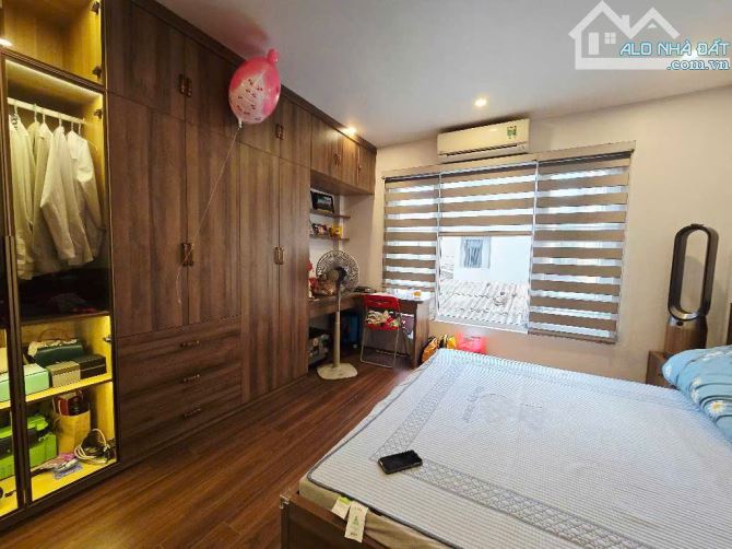 Bán nhà đẹp Long Biên, ngõ to như phố, ô tô tránh nhau cách 10m, ful.l nội thất, giá 6 tỷ+ - 5