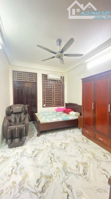 CẦU BƯƠU THANH TRÌ NHÀ 5 TẦNG Ô TÔ ĐỖ CỬA VIEW SÂN CHƠI THOÁNG MÁT 50m 7.8 TỶ - 5