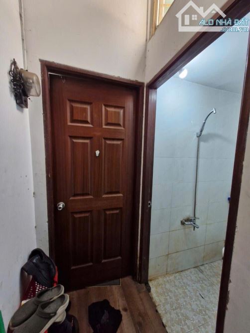 Bán nhà 3 tầng, Trần Xuân Soạn, Quận 7. DT 72m2, ngang 5m, 7PN, HXH. Giá 10.x tỷ - 6