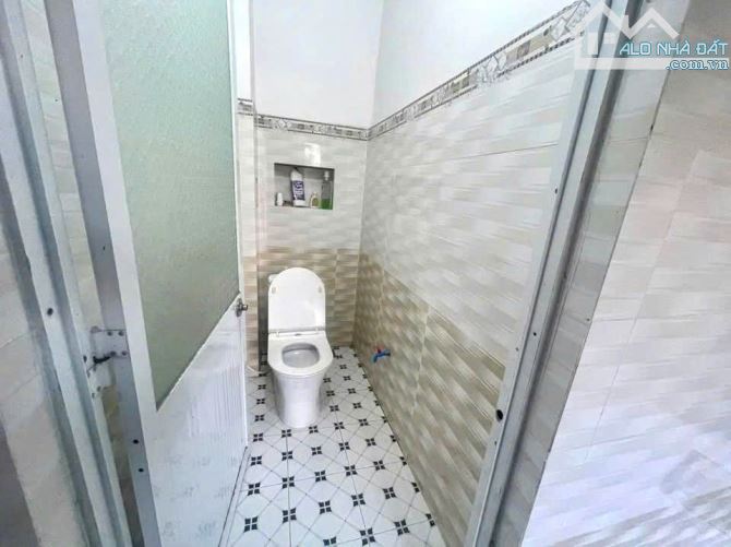 BÁN GẤP nhà cấp 4 đang cho thuê 4 triệu / tháng ở TÂN PHÚ TRUNG CỦ CHI 840 TRIỆU - 6