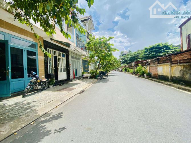 Bán Nhà 2 Mặt Tiền Kinh Doanh. Hà Chương.TMT.Q12. 2 Tầng BTCT Đường 8m Thông Tứ Tung - 6