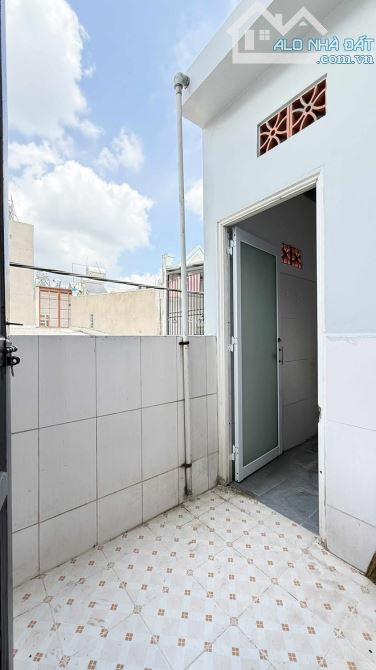 NHÀ 2 TẦNG ĐÚC 40M2 HAI MẶT HẺM. 50M RA MẶT TIỀN NGUYỄN ẢNH THỦ GẦN CHỢ ĐÔNG QUANG Q12. - 6