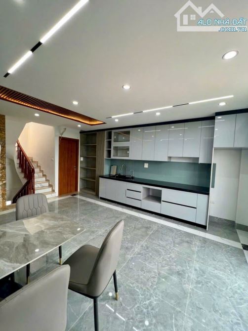 Khuôn tiền hiếm 13 tỷ, 7 tầng thang máy, Vỉa hè đường 13.5m full nội thất - 6