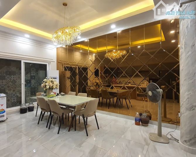 BÁN BIỆT THỰ VIP VÕ THỊ SÁU, Q1: 4 Tầng, DT 112.8m², Sát Công Viên Lê Văn Tám, Giá 28 Tỷ! - 7