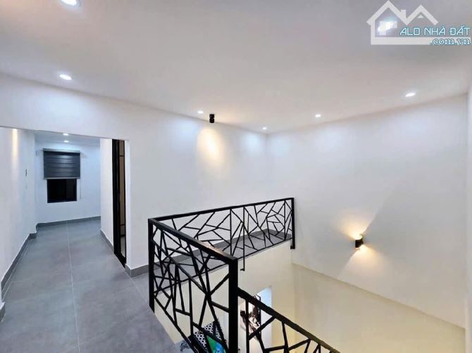 Sập hầm căn kiệt oto Lý Thái Tổ lý tưởng để gia đình chọn ở - 7