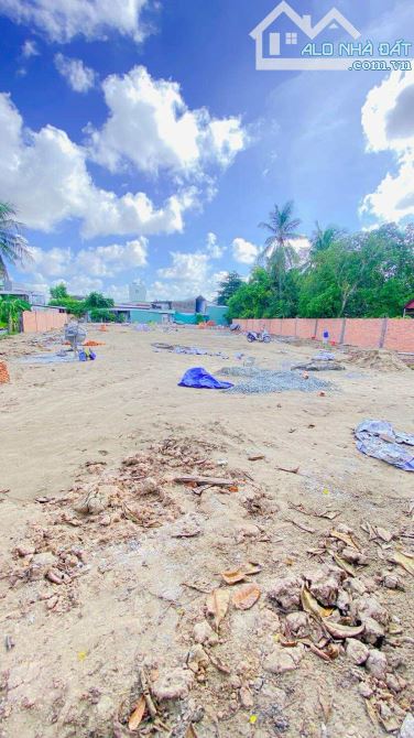 Cho thuê đất hơn 2.000 m2 hẻm 311 Nguyễn Văn Cừ - 7