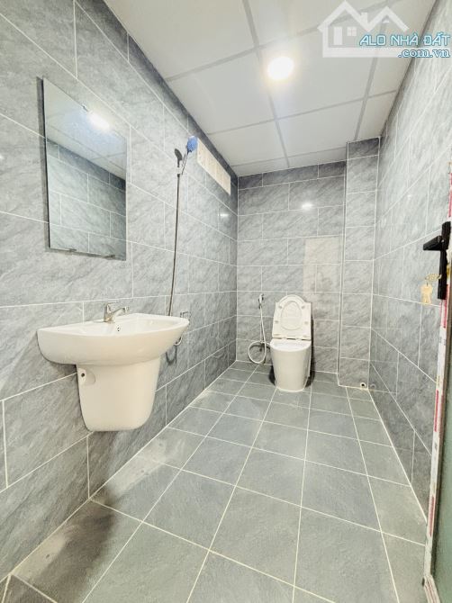 Bán Nhà Bà Điểm Hóc Môn-80 M2 (4 x 20 ) - 2Tầng -Đường10m -  Chỉ 4,95Tỷ. - 7