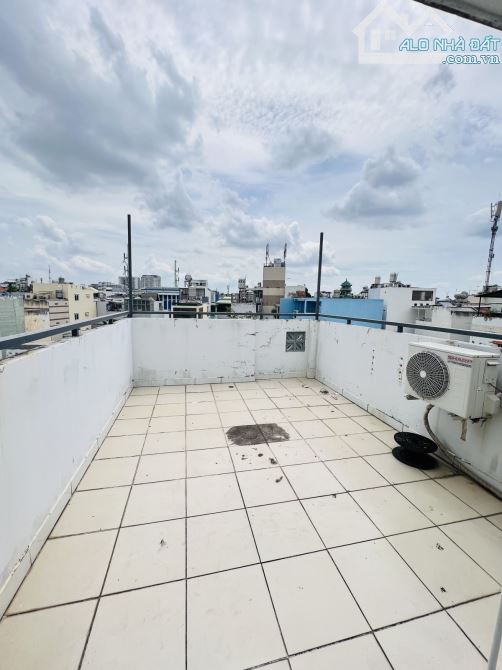 BÁN NHÀ PHÚ NHUẬN - 64M2 - 5 TẦNG / 9 PHÒNG - HẺM NHỰA Ô TÔ QUAY ĐẦU - 8