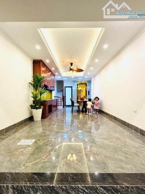 BÁN NHÀ NGÕ 68 NGUYỄN VĂN LINH, 40M2 X 6 TẦNG, MT 3.7M, THANG MÁY,  8.7 TỶ - LONG BIÊN - 8
