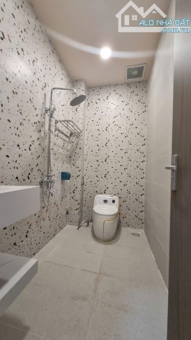 NHÀ ĐẸP – TRUNG TÂM Q8 – TẠ QUANG BỬU – CHÁNH HƯNG - 65m² (4 x 16.5) – 9.8 TỶ - 8
