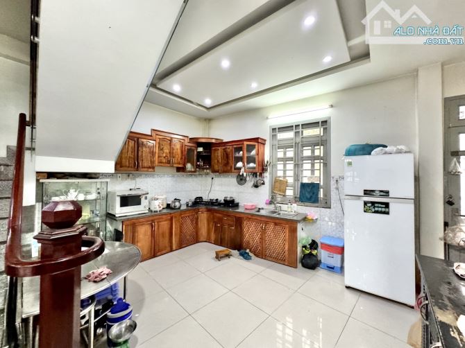 BÁN NHÀ PHÚ NHUẬN - Ô TÔ VÀO NHÀ - 4 TẦNG - 46M2 - NỞ HẬU - 8