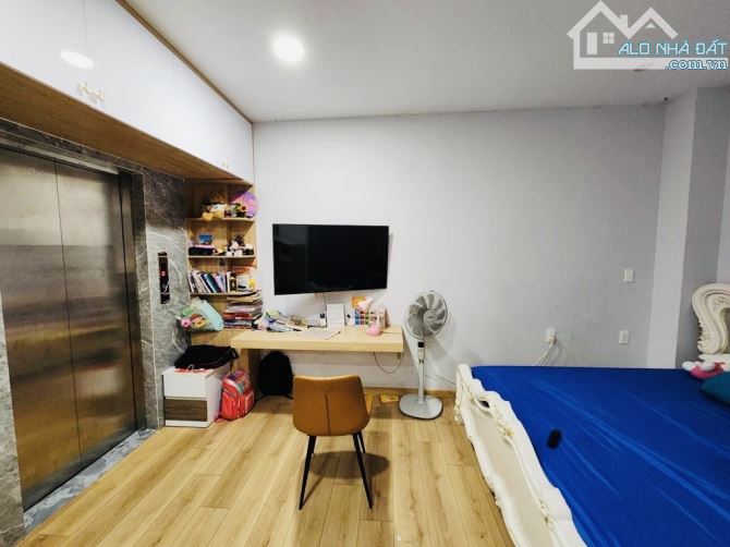 Bán Nhà 5 Tầng Mới Đẹp, Có Thang Máy, Ngang 5m, Nở Hậu, Trung Tâm Quận 4 - 8