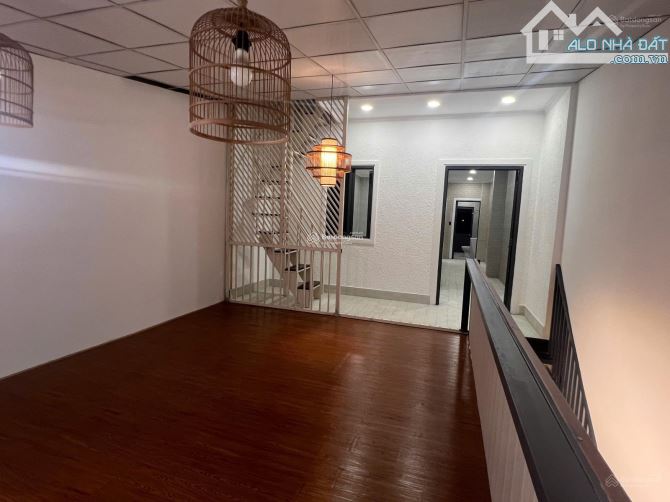 Chủ cần bán nhà 3 tầng mặt tiền VP 38a , nội thất mới đầy đủ, đường lớn rộng giá chỉ 5ty2 - 8
