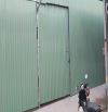 Cho thuê kho trống suốt 240m2, giá 110k/m2, kho sẵn vào sử dụng ngay
