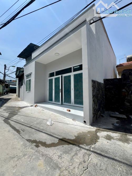 Bán Nhà Mới Xây Đường Nguyễn Chích  - TTTP Nha Trang Gần Biển, Bến Du Thuyền. Sổ Đỏ HC.