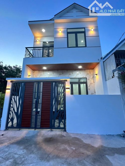 💥B.á.n nhà 1 trệt 1 lầu tâm huyết tại Diên Lạc (Diên Thạnh cũ) gần ngay nhà thờ Hà Dừa💥