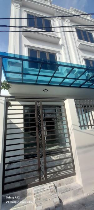 (Đẹp) Cần tiền bán căn nhà 3 T mới đường 3m Đất Đỏ,Kiến An dt 52m2.Giá 2,5 T