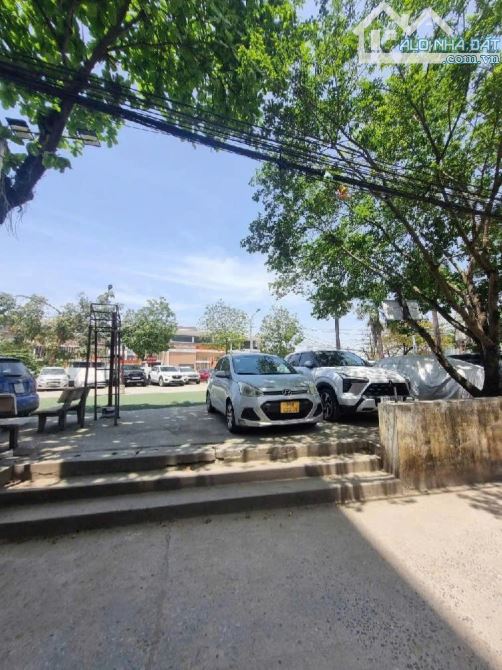 Cần bán gấp mảnh đất đẹp Tây Mỗ-Nam Từ Liêm, Ô tô đỗ cửa, gần Vinsmart City. 43m2. 8,2 tỷ - 2