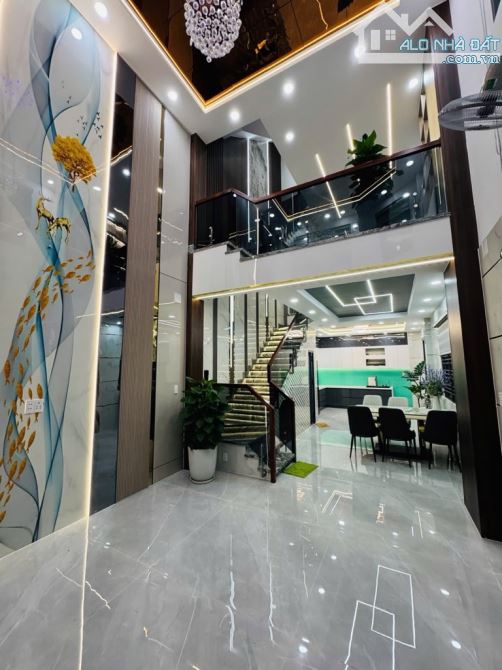 NỔI BẬT VỚI THIẾT KẾ RẤT RIÊNG 5 TẦNG THOÁNG MÁT GIÁP TÊN LỬA,54M2,KO LỘ GIỚI GIÁ CHỉ 7Xx