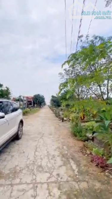 Bán thửa đất mặt tiền đường lớn - Có sẵn 200 m2 đất ở - Gần QL1, gần phá Tam Giang