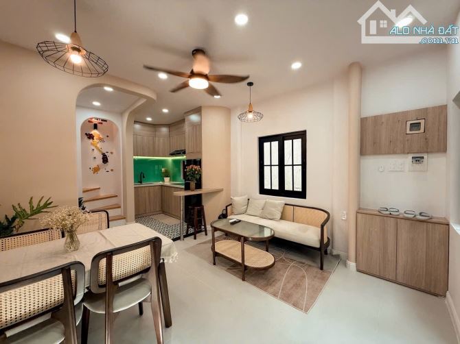 4❌7m, NHÀ BÁN 3 TẦNG, LÊ VĂN SỸ, P12 QUẬN 3, CHỈ 4 TỶ HƠN
