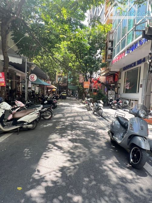 Bán nhà Nguyễn Tuân  vỉa hè ô tô tránh kinh doanh 8 tầng thang máy dt65m2 giá 28.5 tỷ