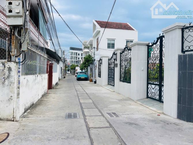 💥Bán căn khách sạn mini cách biển 150m giá chỉ 6,5 tỷ