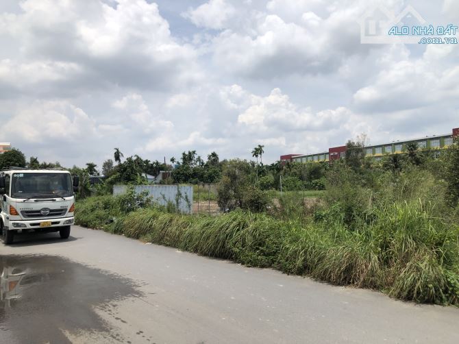 Bán đất 2 mặt tiền đường nhựa 1/Hà Huy Giáp sau lưng Trường Tô Ngọc Vân