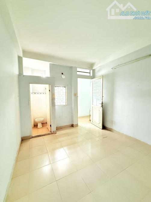 Ô tô thông Lý Phục Man, 58m2, 3 tầng, ở ngay, 7.9 tỷ.