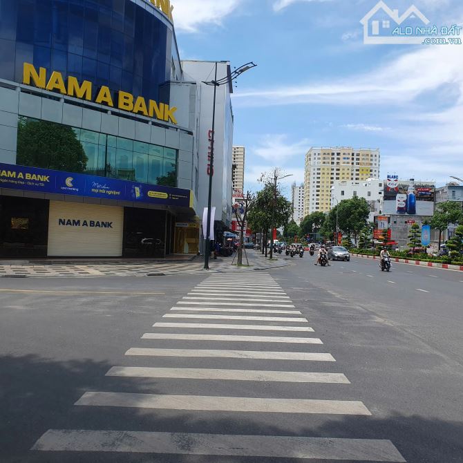 BÁN ĐẤT XÂY BIỆT THỰ VƯỜN MẶT TIỀN LÊ HỒNG PHONG