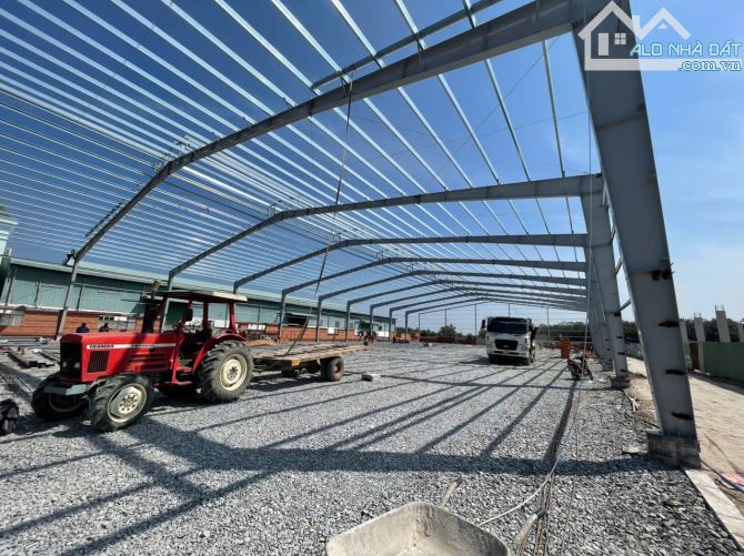 Cho Thuê 2.900m2 Nhà Xưởng Mới Tân Uyên Bình Dương Giấy Tờ Đầy Đủ