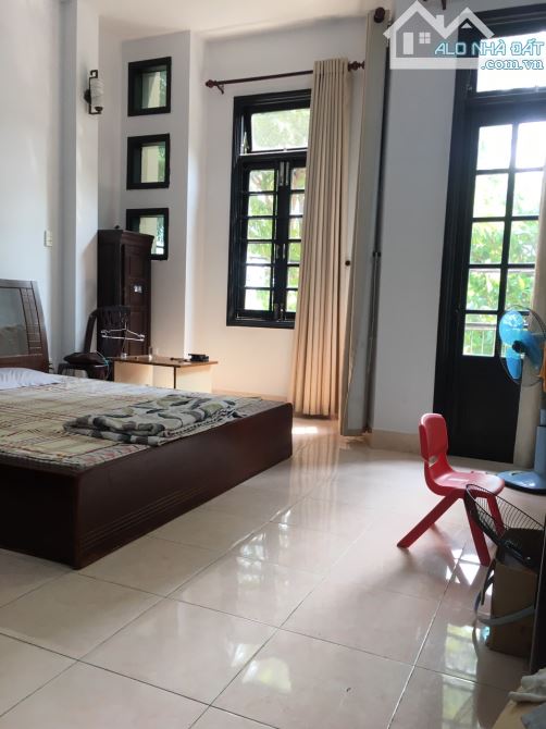 Bán nhà kiệt đường 2/9 gần Cầu Rồng, dt: 69m2 x 2 tầng,3 phòng ngủ, giá 3,5 tỷ