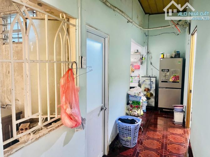 Bán đất tặng nhà cấp 4 hẻm xe hơi đường số 2 P.Trường Thọ, Thủ Đức. Giá 6 tỷ full thổ cư