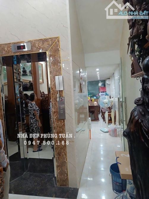 P Tuấn..BÁN NHÀ 5 TẦNG THANG MÁY , TUYẾN 2 VĂN CAO •không lỗi phong thủy _ đất sạch sẽ