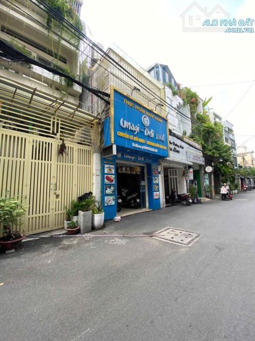 Bán Nhà Hẻm 35 Đường Trần Đình Xu Quận 1.DT:3.8 x16m.Giá 18 Tỷ