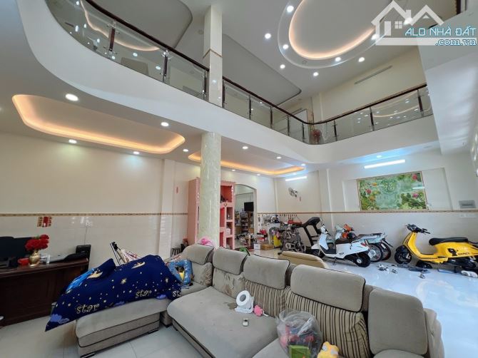 Bán Biệt thự Mặt tiền Dương Khuê,10x24m,30 tỷ thương lượng