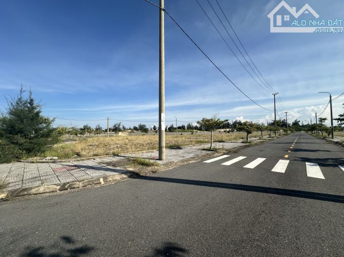 ❌❌ Cần bán cặp đất KĐT Ngọc Dương Riverside - Đường 7,5m - Đối diện công viên - DT : 200 m