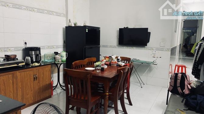 🏠 NHÀ 2 TẦNG – MẶT TIỀN KINH DOANH ĐA NGÀNH – ĐÔNG THẠNH 1-4 💰 .Giá chỉ 5.1 tỷ  📐 DT: 4