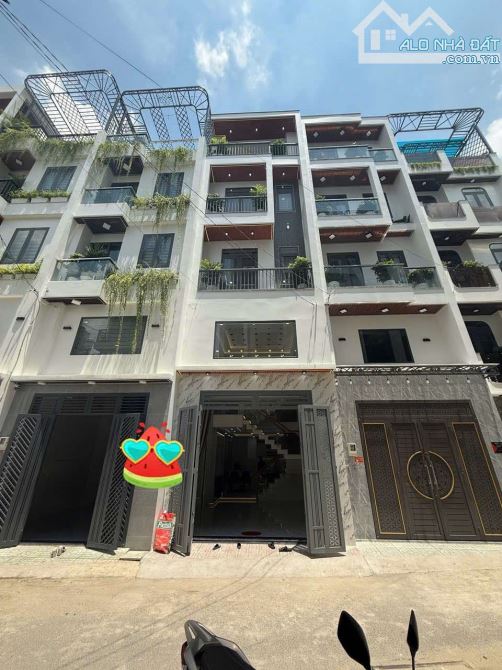 Siêu Phẩm 5 Tầng full nội thất cao cấp, Nguyễn Ảnh Thủ, 53m2, đường 8m xe hơi ngủ trước nh