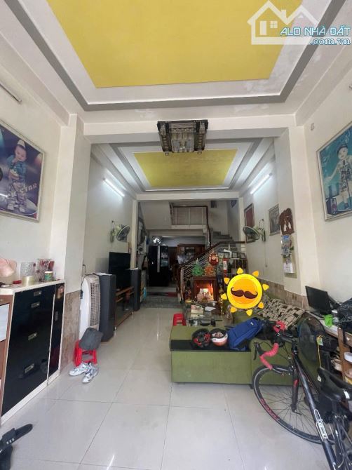 CẦN BÁN NHÀ 3 TẦNG, ĐỔ 3 MÊ ĐƯỜNG LƯU TRỌNG LƯ – TRUNG TÂM HOÀ CƯỜNG NAM, HẢI CHÂU.