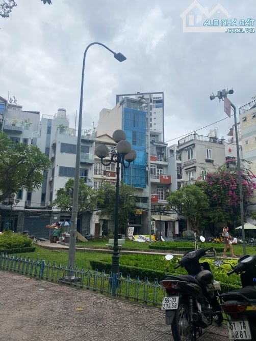 Tài Sản Sinh Lợi ! Tòa Nhà CHDV đường Nguyễn Thị Minh Khai - 4,5X22m - hầm+ 7 tầng