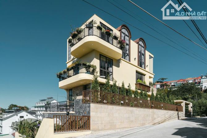 BÁN VILLA ĐÀ LẠT TIỆN NGHỈ DƯỠNG VIEW ĐẸP TẠI KHE SANH ĐÀ LẠT