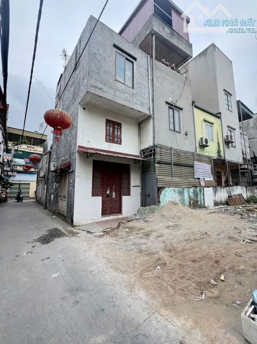 Bán đất phân lô phố ngọc thụy phường bồ đề long biên ngõ thông ô tô 7 chỗ vào đất